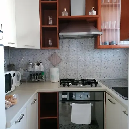 Panoramic Floor Flat