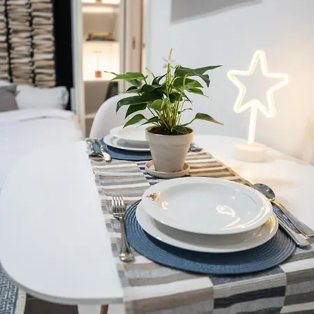 Un Nido Nel Cuore Di - De Angeli Milano