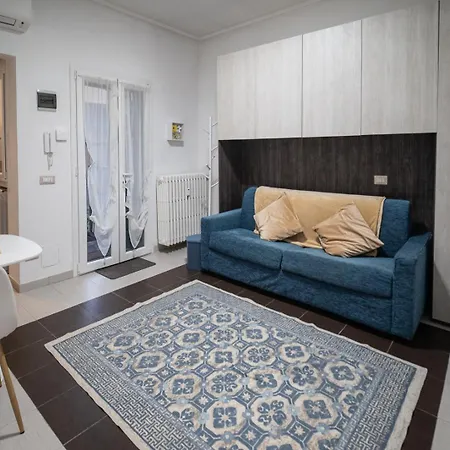 Un Nido Nel Cuore Di - De Angeli * 米兰