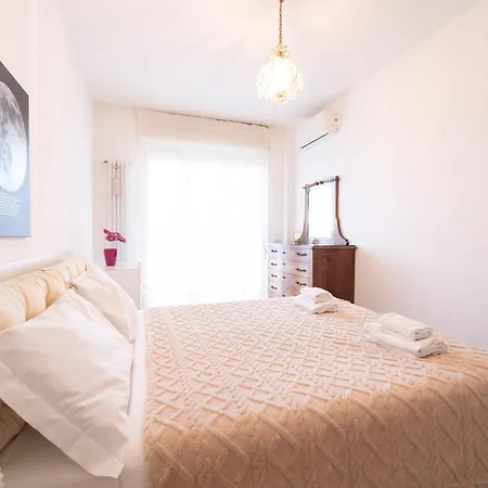 I Host - Adamello 8 Apartment Mailand