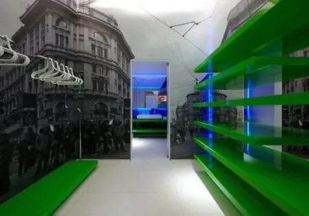 Town House Street * Milano