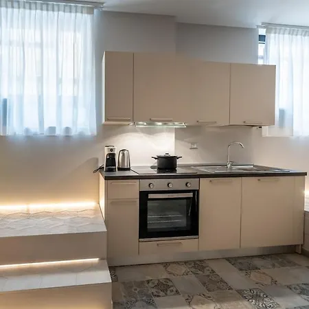 Apartment Duomo-navigli - Loft Montenapoleone Wifi & Netflix *