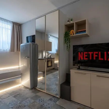 Duomo-navigli - Loft Montenapoleone Wifi & Netflix Apartmán Milán