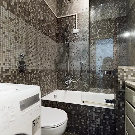 Corso Venezia View With Private Balcony - Corso Venezia Appartamento