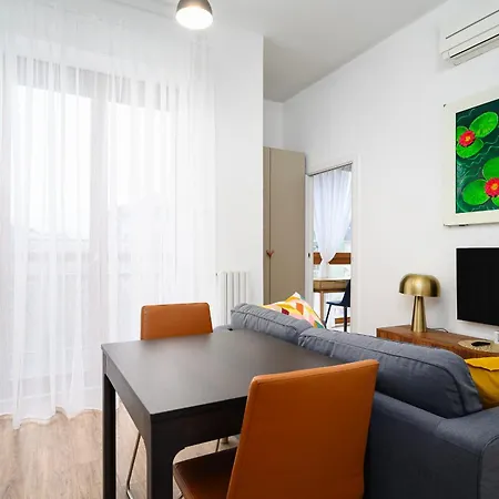 Classbnb - Stylish In The Moscova Area, 250 M From Metro Line M2 아파트