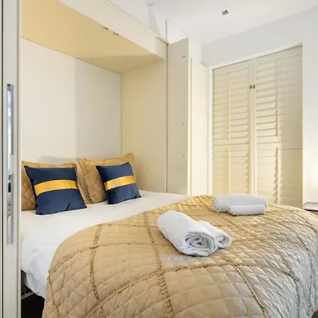 La Famiglia Charm Apartment