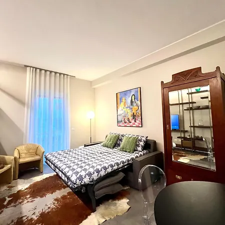 Design District Luxury Apartment