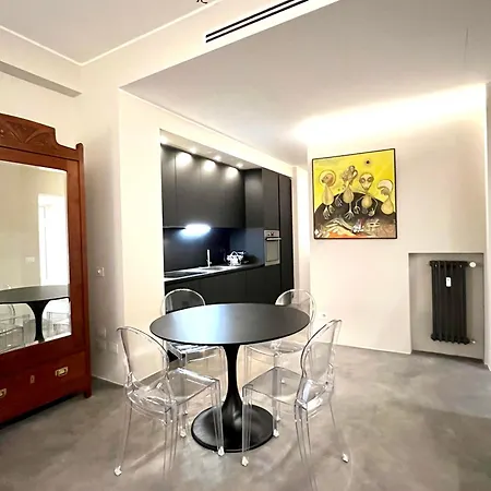 Design District Luxury Apartman Milánó