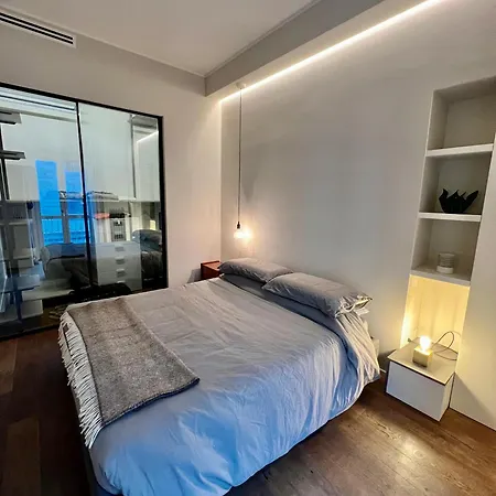 Apartment Design District Luxury *