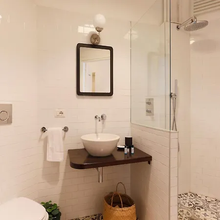 The Rent - Modern Two-bedroom In Porta Romana Apartment Milan