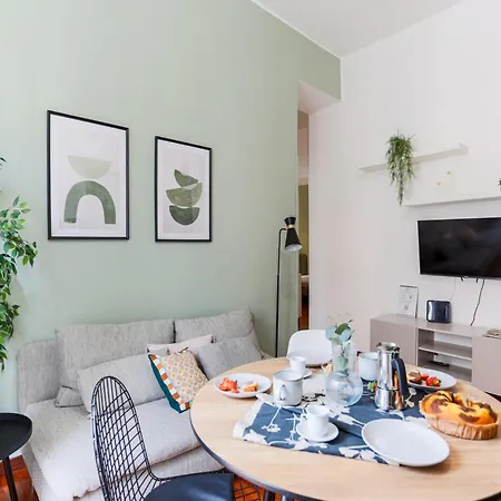 The Rent - Modern Two-bedroom In Porta Romana *