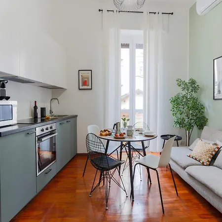 The Rent - Modern Two-bedroom In Porta Romana Apartment Milan