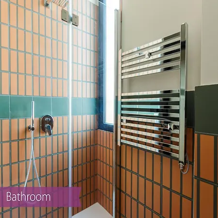 Quantum 6 Proton Apartment *