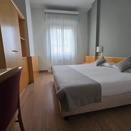 Mokinba Sant'ambroeus Szálloda 3*