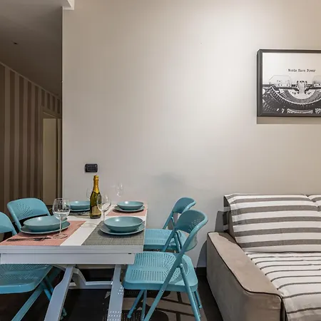 Διαμέρισμα Sant' Ambrogio Flat *