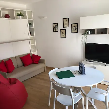 Music House - Carozzi Apartmán *