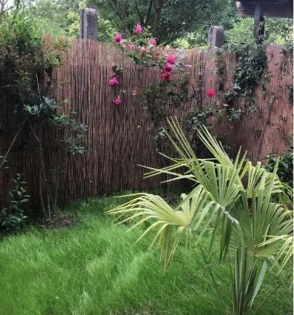 With Terrace And Loft With Garden In Naviglio Pavese Maison d'hôtes
