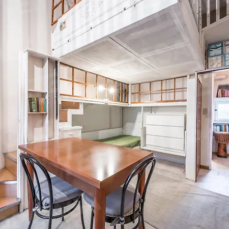 Cozy Furnished In The Hearth Of Apartment *