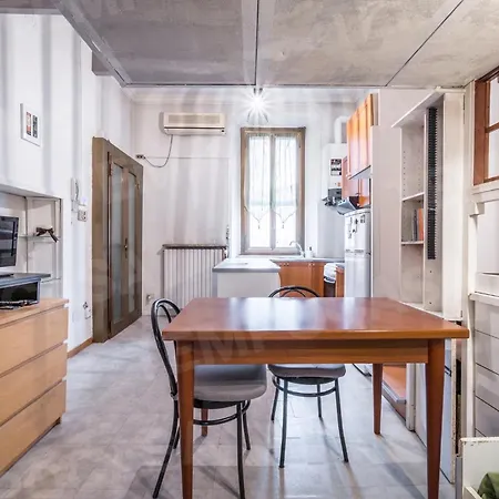 Cozy Furnished In The Hearth Of