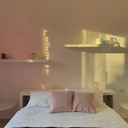 Navigli Metro4-tram2-naviglio Grande Appartamento Milano