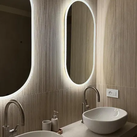 Ando's Boutique Garden Apartment Milan