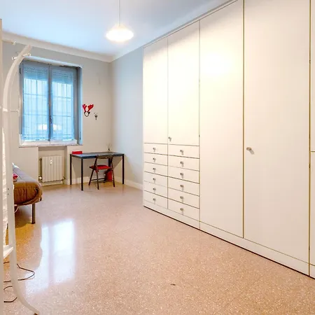 In Isola Garibaldi Apartment *