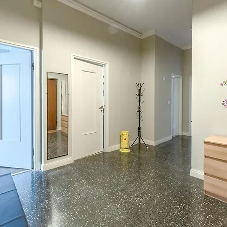 In Isola Garibaldi Apartment *