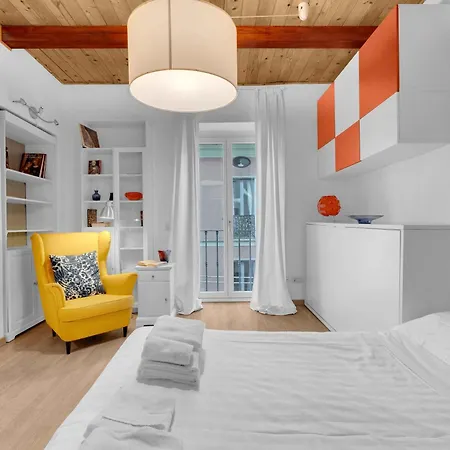 The House Of Via Muratori 6 * Milánó