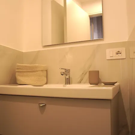 Apartment Sonnino Portello - At Your Place