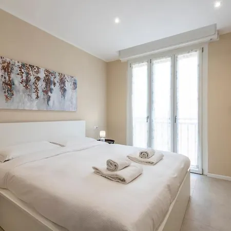 Apartment Bright 2 Bedrooms And 2 Bathrooms - B *