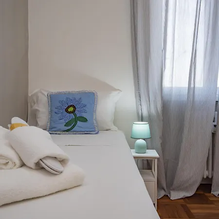 Modern 3 Bedroom With Balcony Steps From San Siro By Rentopolis *