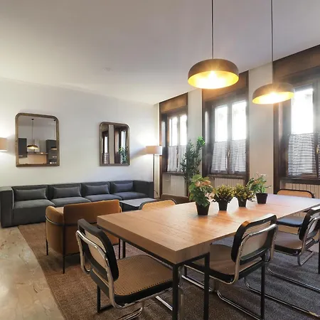 Homnest I Duomo Penthouse Apartment