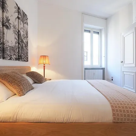 Homnest I Duomo Penthouse Apartment Milan