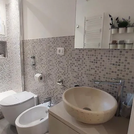 Apartment Navigli Darsena Celebrity House Milan