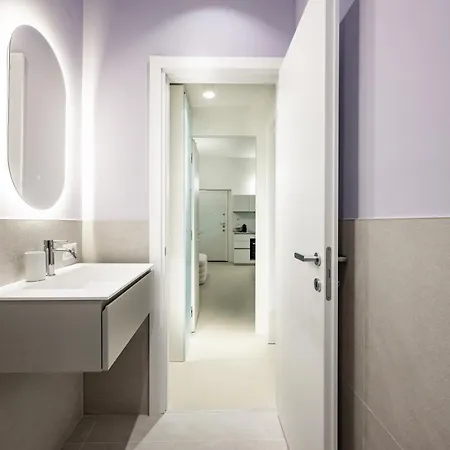 Apartment Design And Silence - Wide Renovated 2 Stops Form Milan