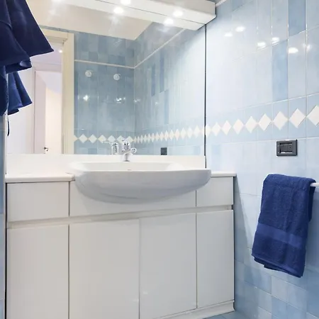 Stylish Brera Apartment Milan