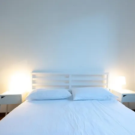 Stylish Brera Apartment