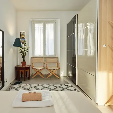 - Modern Flat * מילאנו