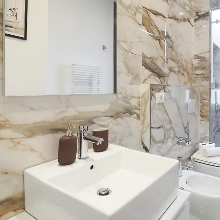 Primopiano - Jenner B Апартаменты *