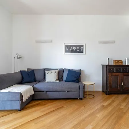 Apartment Bright House - Carozzi Milan
