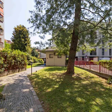Bright House - Carozzi Apartment