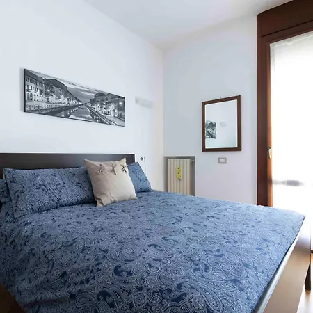 Bright House - Carozzi Milan