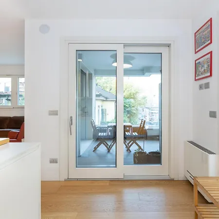 Apartamento Elegante Trilocale Sui Navigli - Mirable Pm