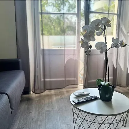 Bwr - Two-room Near Navigli Area, Foppa