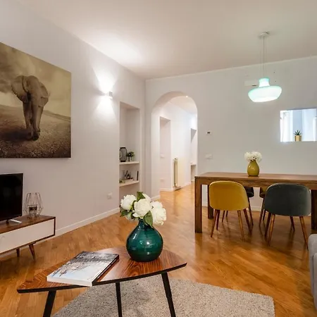 Apartment Luxury Design In Brera District - B