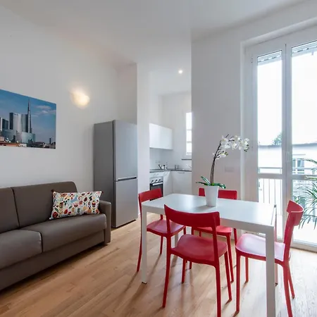 Apartman Aristotele Building - B