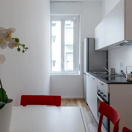 Aristotele Building - B Apartman