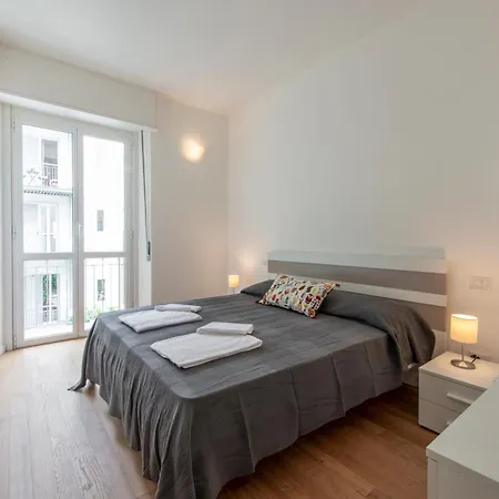 Apartmán Aristotele Building - B *