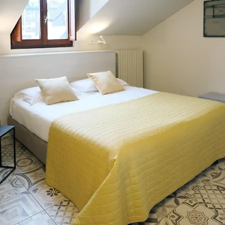 Comecasa Duomo Exclusive 2 Bedrooms * Milánó