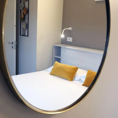 アパート Comecasa Duomo Exclusive 2 Bedrooms *